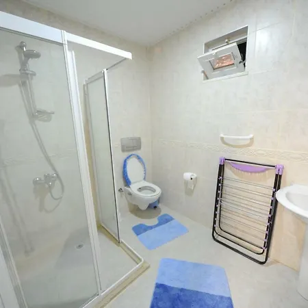 Lux White 3 Villa *